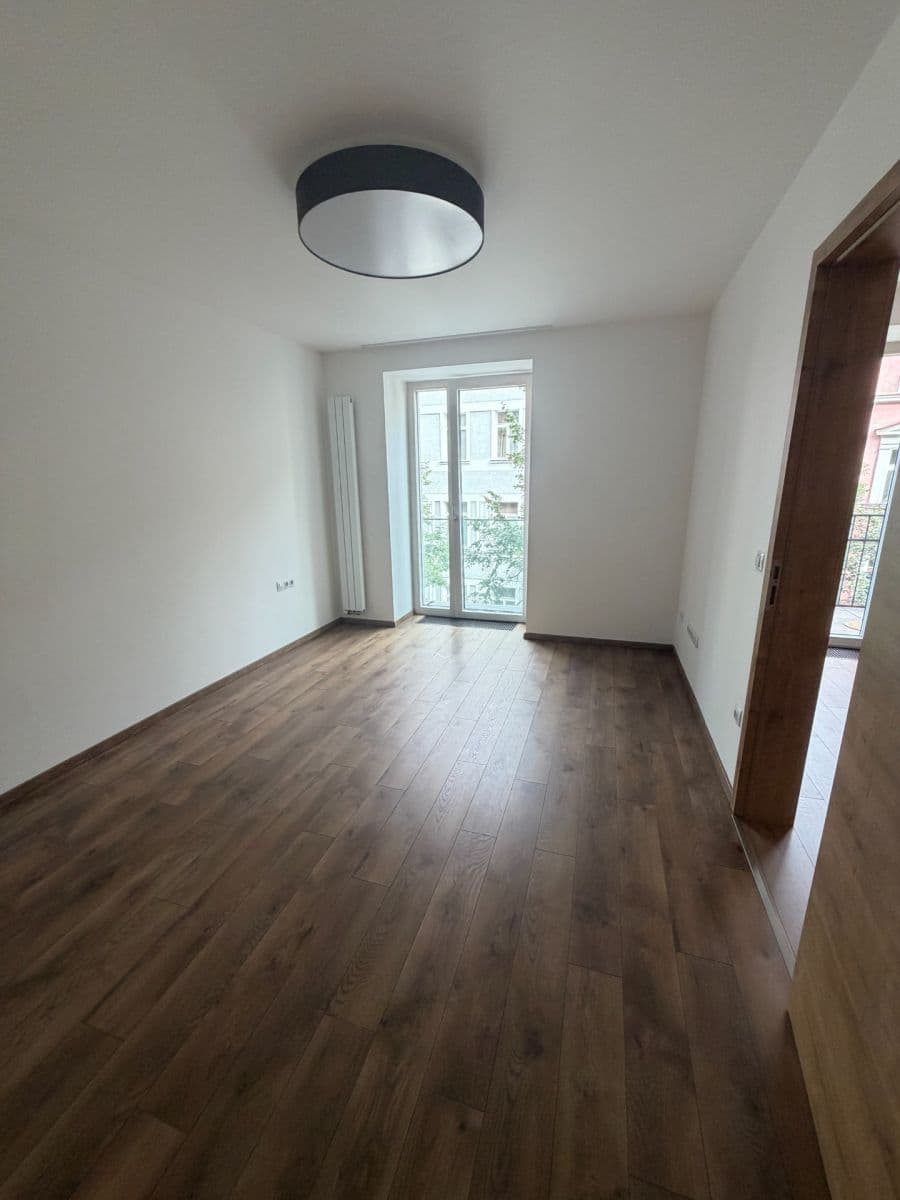 Prenájom bytu 2-izbový 63 m², Belgická, Praha, Praha Prenájom bytu 2-izbový 63 m², Belgická, Praha, Praha