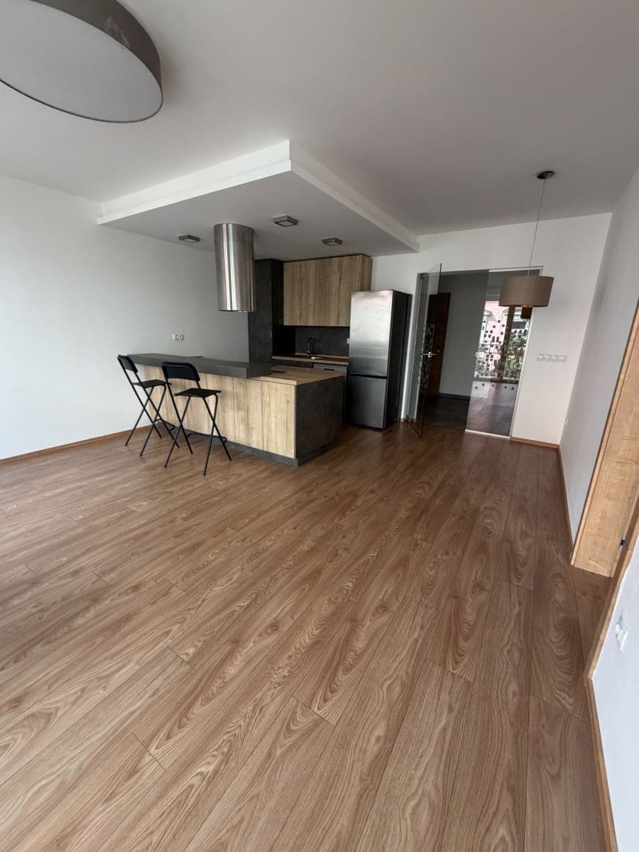 Prenájom bytu 2-izbový 63 m², Belgická, Praha, Praha Prenájom bytu 2-izbový 63 m², Belgická, Praha, Praha