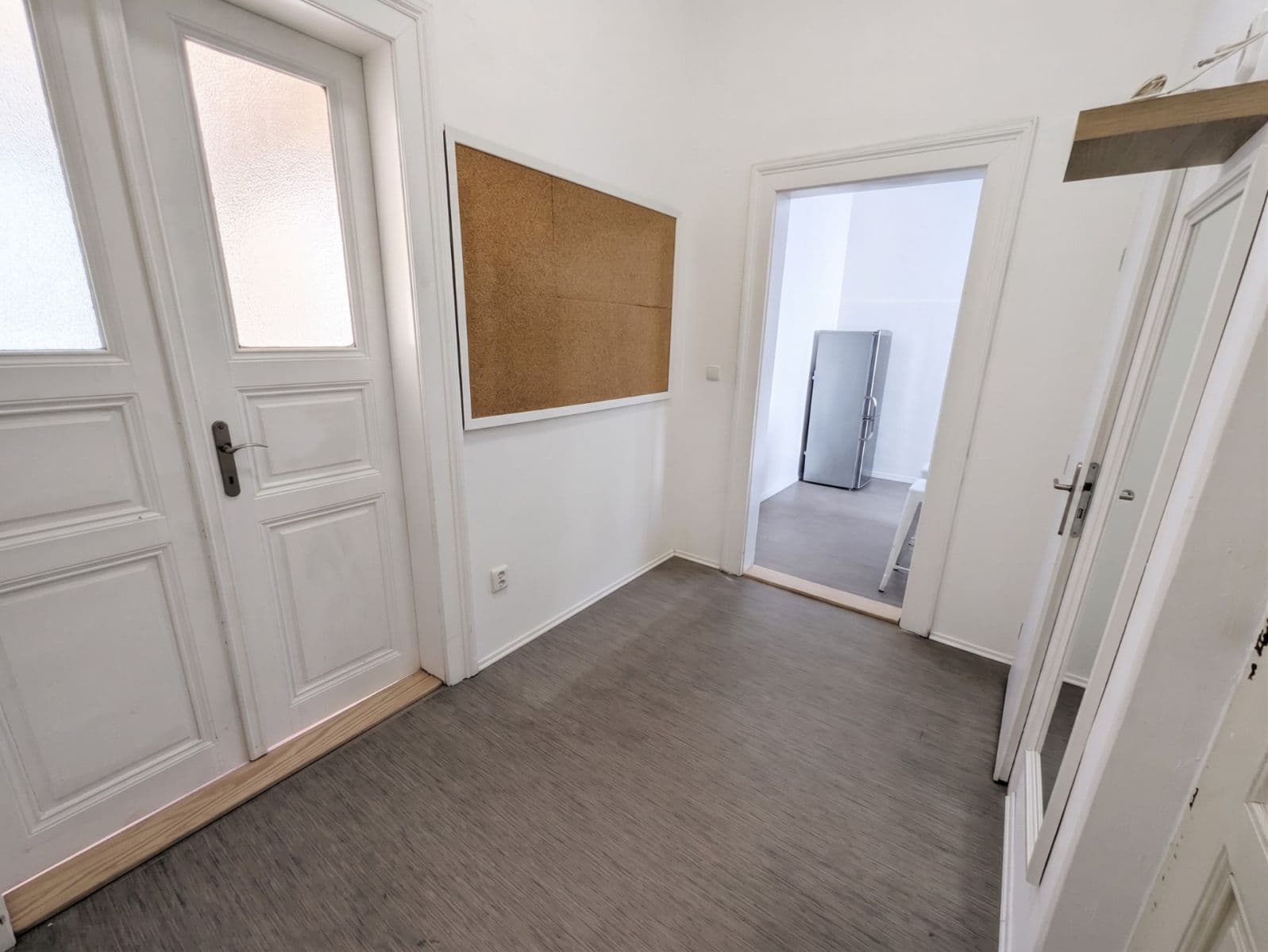 Prenájom bytu 2-izbový 77 m², Československé armády, Hradec Králové, Královéhradecký kraj Prenájom bytu 2-izbový 77 m², Československé armády, Hradec Králové, Královéhradecký kraj