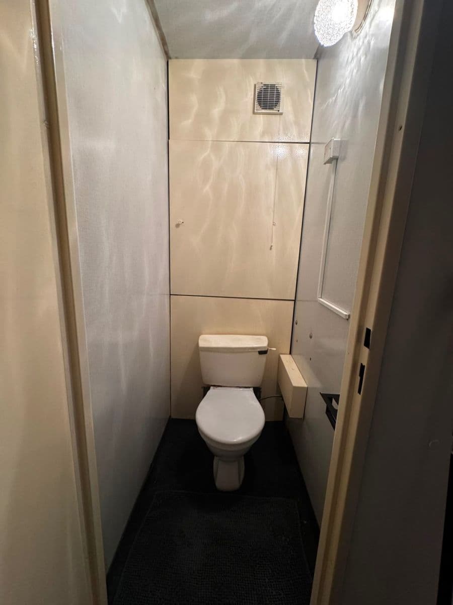 Prenájom bytu 1-izbový 29 m², Hekrova, Praha, Praha Prenájom bytu 1-izbový 29 m², Hekrova, Praha, Praha