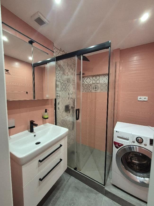 Prenájom bytu 3-izbový 63 m², Podjavorinské, Praha, Praha Prenájom bytu 3-izbový 63 m², Podjavorinské, Praha, Praha