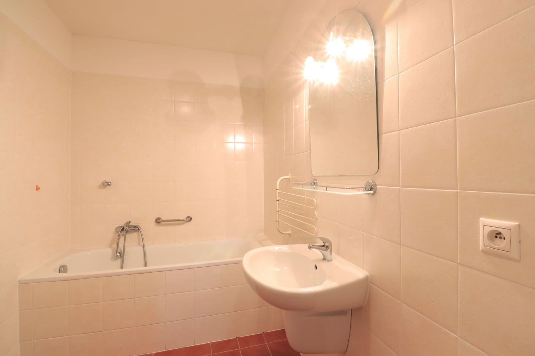 Prenájom bytu 3-izbový 82 m², Symfonická, Praha, Praha Prenájom bytu 3-izbový 82 m², Symfonická, Praha, Praha
