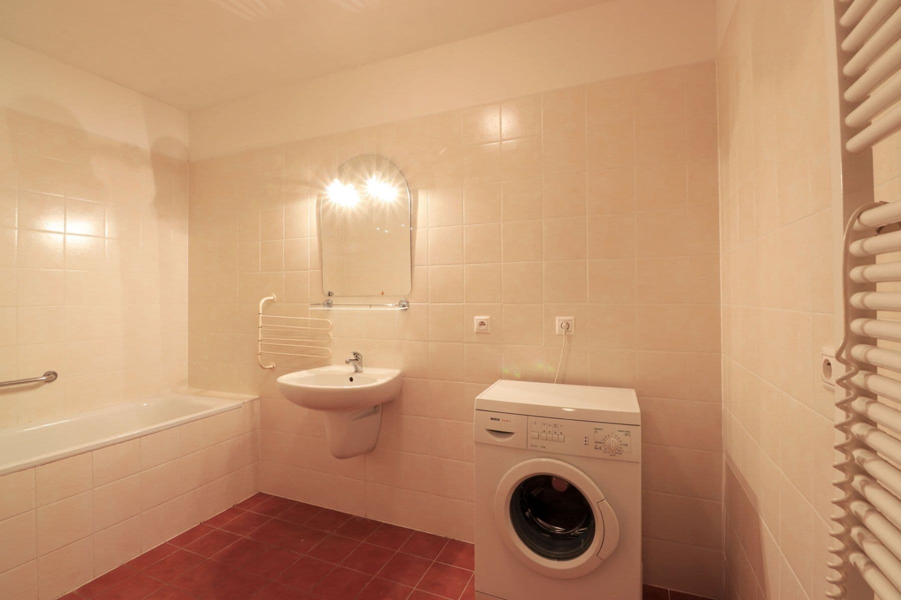 Prenájom bytu 3-izbový 82 m², Symfonická, Praha, Praha Prenájom bytu 3-izbový 82 m², Symfonická, Praha, Praha