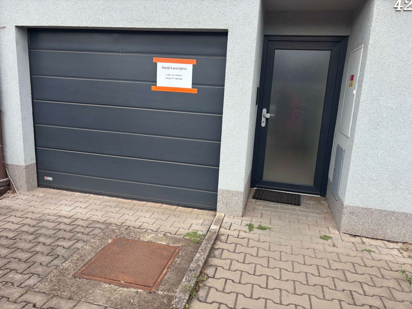 Prenájom garáže 20 m², Českobratrská, Olomouc, Olomoucký kraj Prenájom garáže 20 m², Českobratrská, Olomouc, Olomoucký kraj