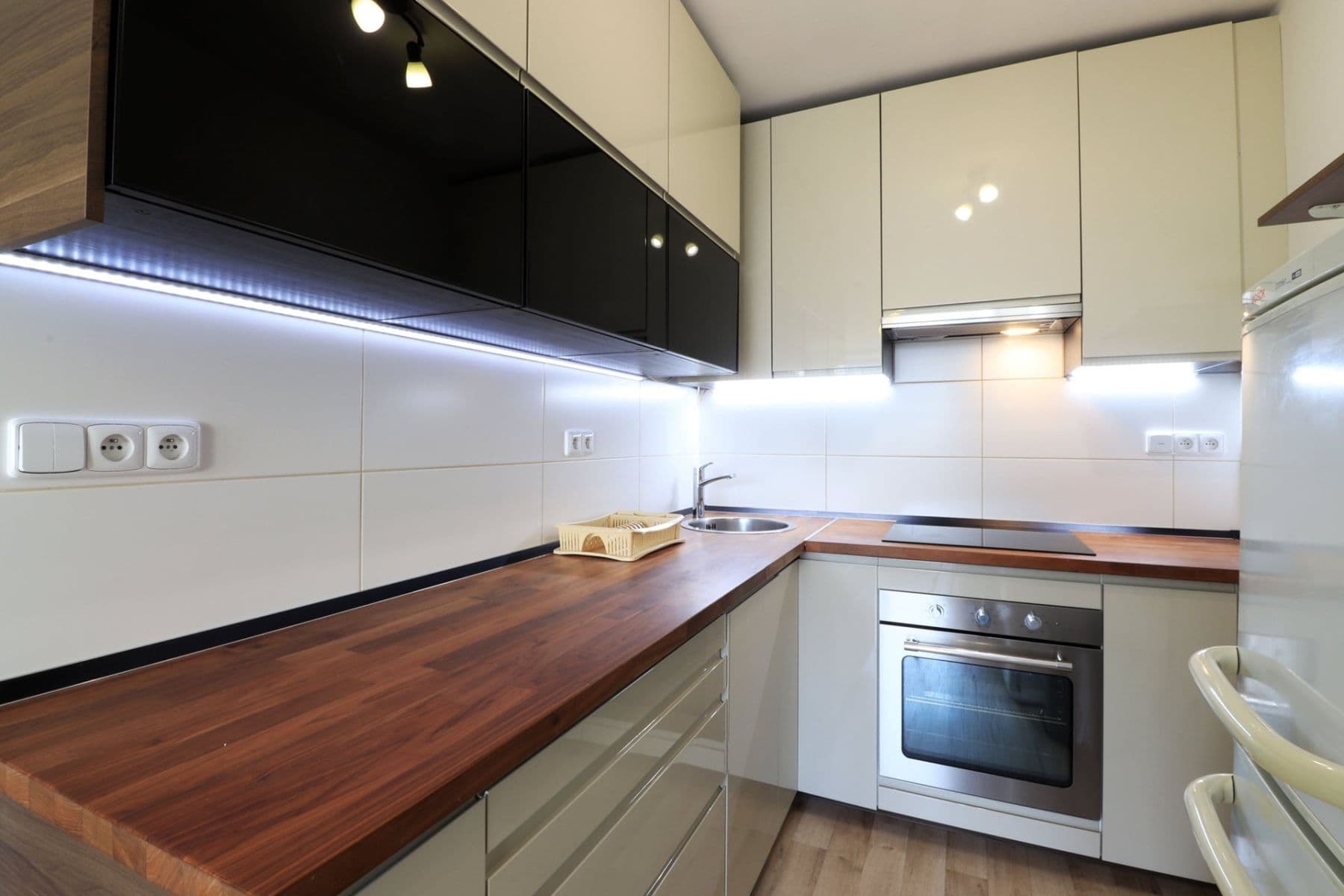 Prenájom bytu 2-izbový 45 m², Přecechtělova, Praha, Praha Prenájom bytu 2-izbový 45 m², Přecechtělova, Praha, Praha