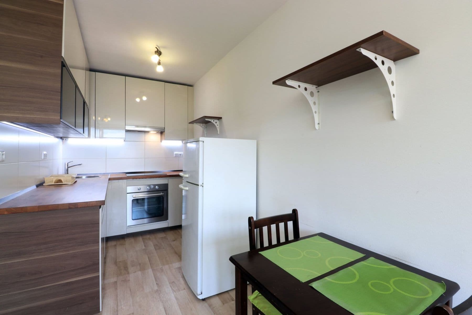 Prenájom bytu 2-izbový 45 m², Přecechtělova, Praha, Praha Prenájom bytu 2-izbový 45 m², Přecechtělova, Praha, Praha