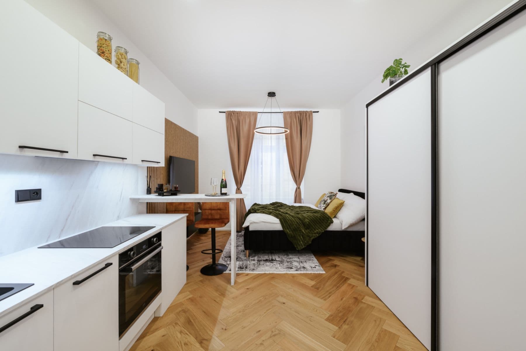 Predaj bytu 1-izbový 34 m², Orelská, Praha, Praha Predaj bytu 1-izbový 34 m², Orelská, Praha, Praha