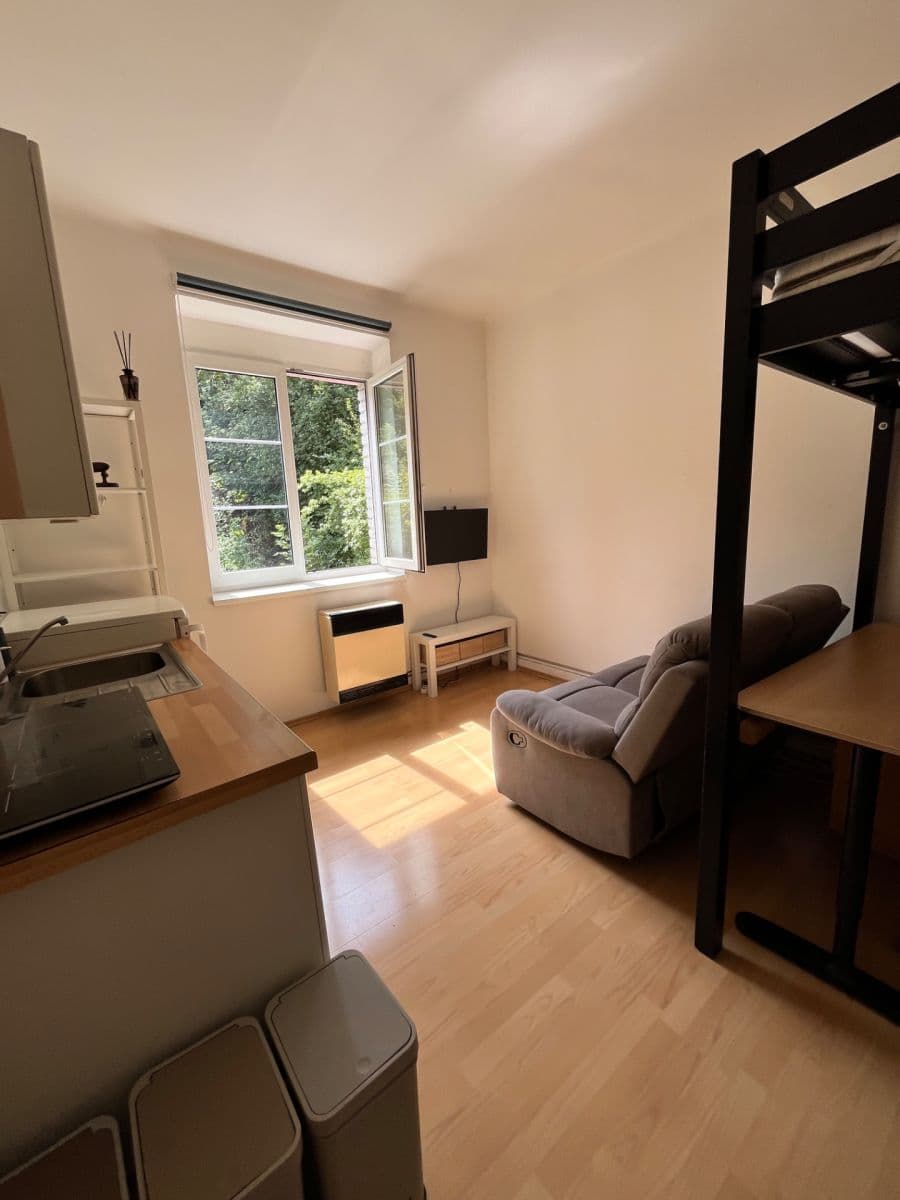 Prenájom bytu Garsoniéra 23 m², Ohradní, Praha, Praha Prenájom bytu Garsoniéra 23 m², Ohradní, Praha, Praha