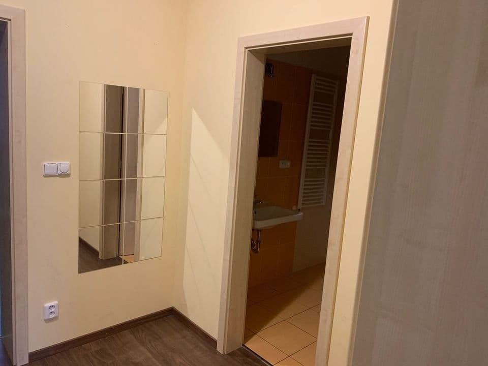 Prenájom bytu 2-izbový 50 m², Gen. Peřiny, Hustopeče, Jihomoravský kraj Prenájom bytu 2-izbový 50 m², Gen. Peřiny, Hustopeče, Jihomoravský kraj