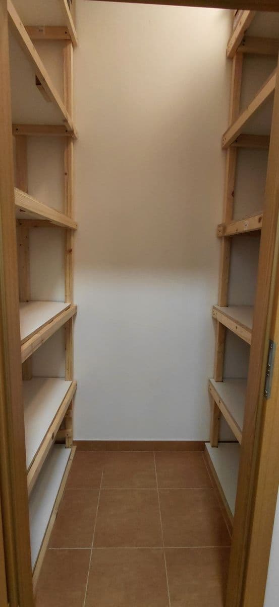 Predaj bytu 1-izbový 68 m², Březenská, Praha, Praha Predaj bytu 1-izbový 68 m², Březenská, Praha, Praha