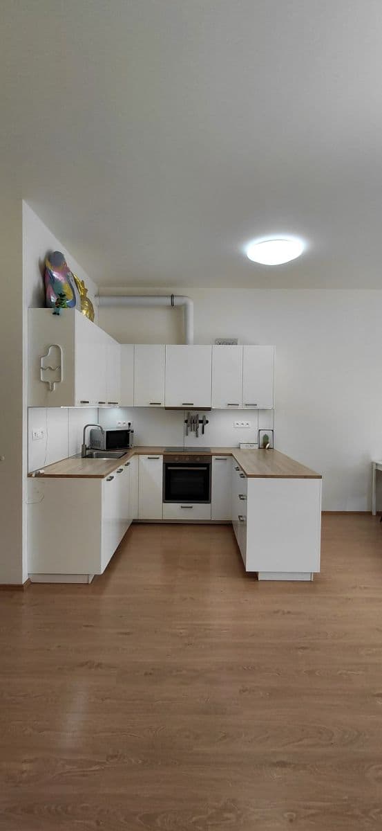 Predaj bytu 1-izbový 68 m², Březenská, Praha, Praha Predaj bytu 1-izbový 68 m², Březenská, Praha, Praha