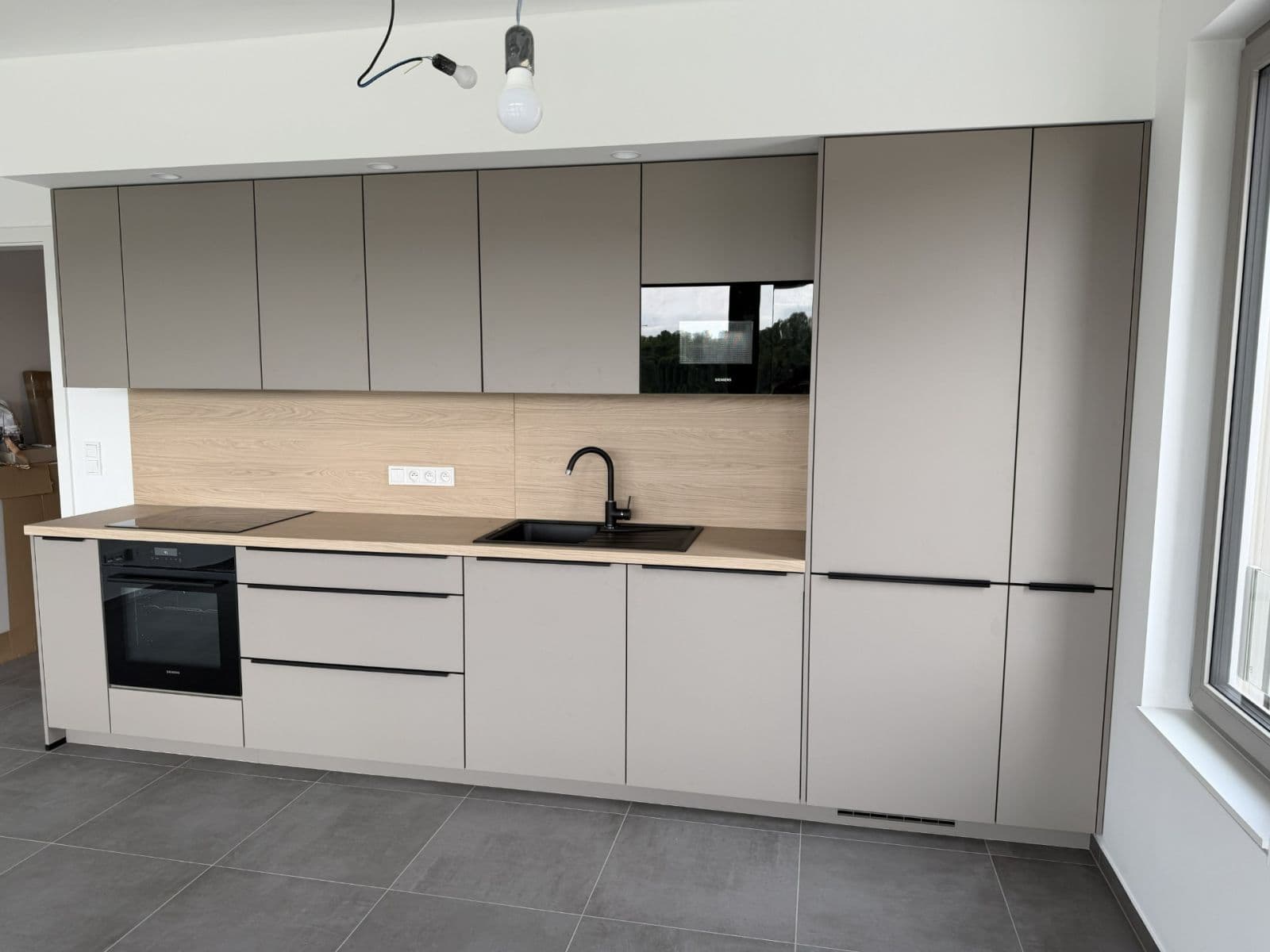 Prenájom bytu 2-izbový 47 m², Praha, Praha Prenájom bytu 2-izbový 47 m², Praha, Praha