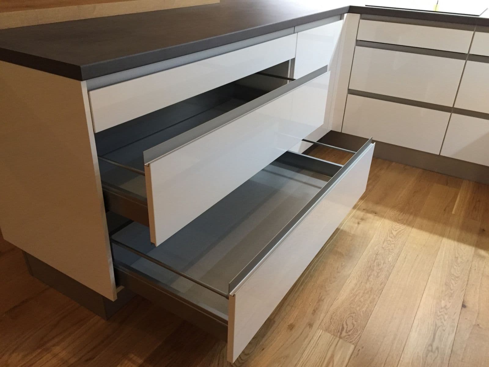 Prenájom bytu 4-izbový 114 m², Altajská, Praha, Praha Prenájom bytu 4-izbový 114 m², Altajská, Praha, Praha
