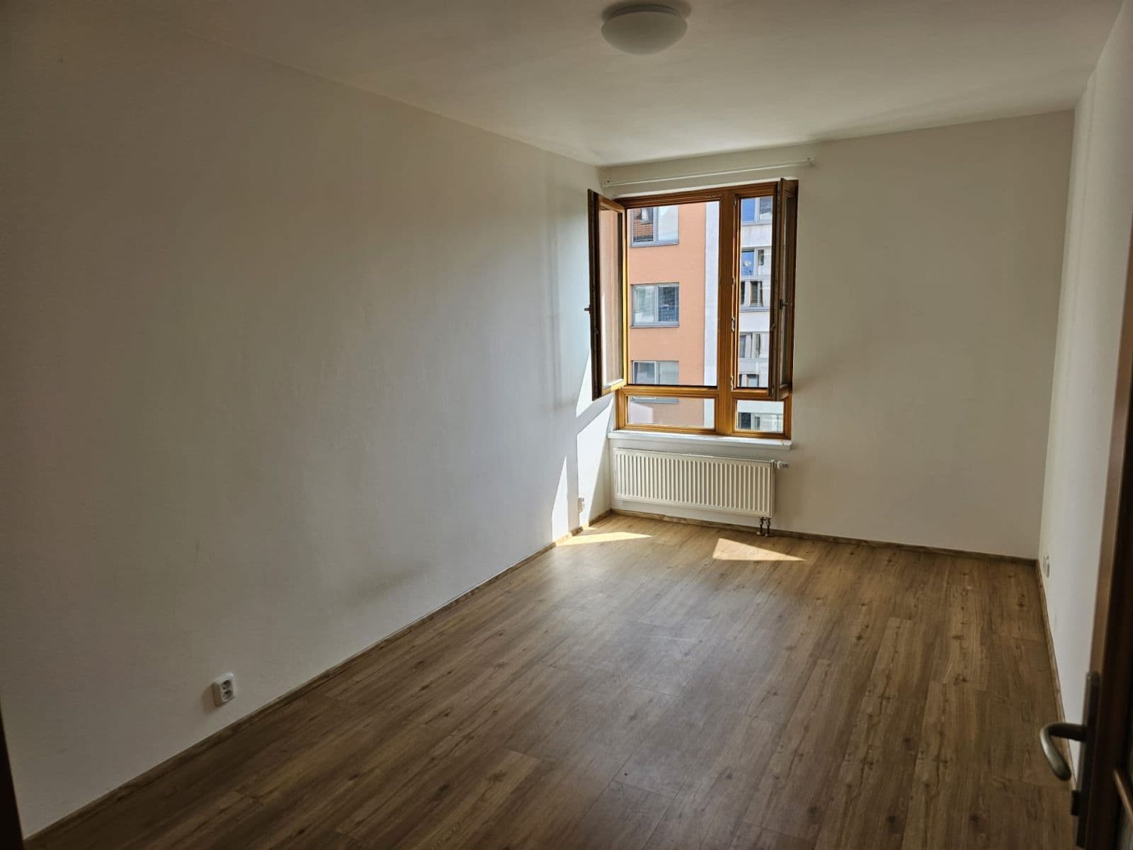 Prenájom bytu 2-izbový 47 m², Rostovská, Praha, Praha Prenájom bytu 2-izbový 47 m², Rostovská, Praha, Praha