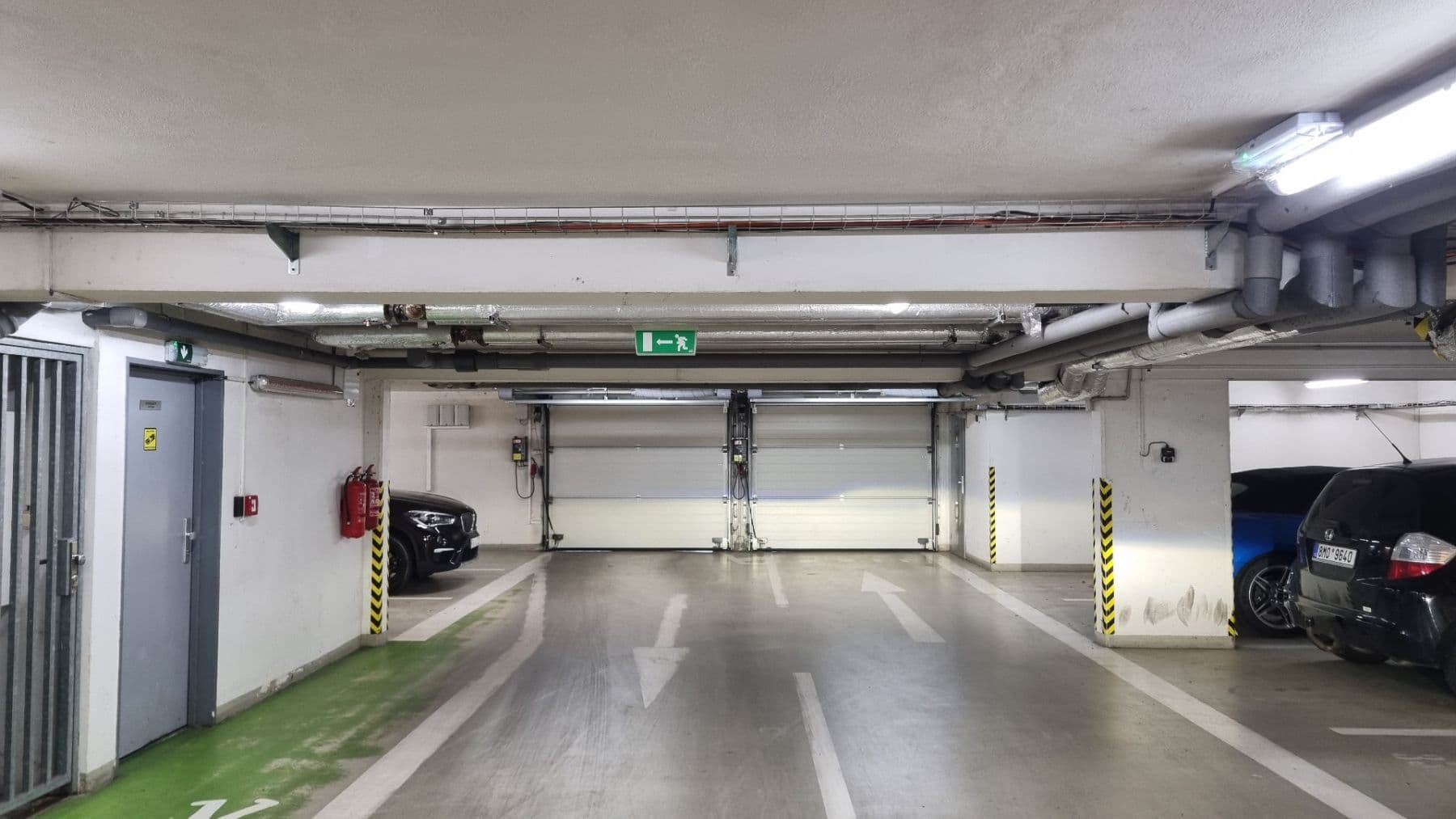 Prenájom garáže 13 m², Praha, Praha Prenájom garáže 13 m², Praha, Praha