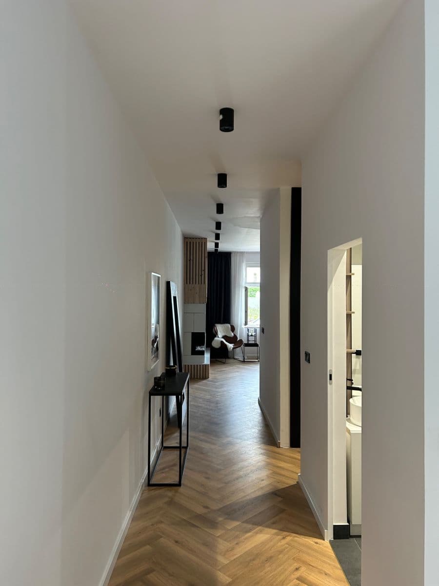 Predaj bytu 2-izbový 49 m², Sadová, Karlovy Vary, Karlovarský kraj Predaj bytu 2-izbový 49 m², Sadová, Karlovy Vary, Karlovarský kraj