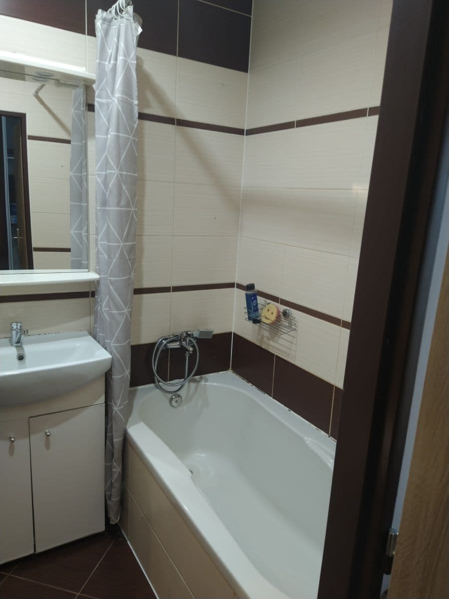 Prenájom bytu 2-izbový 55 m², Budovatelů, Karlovy Vary, Karlovarský kraj Prenájom bytu 2-izbový 55 m², Budovatelů, Karlovy Vary, Karlovarský kraj