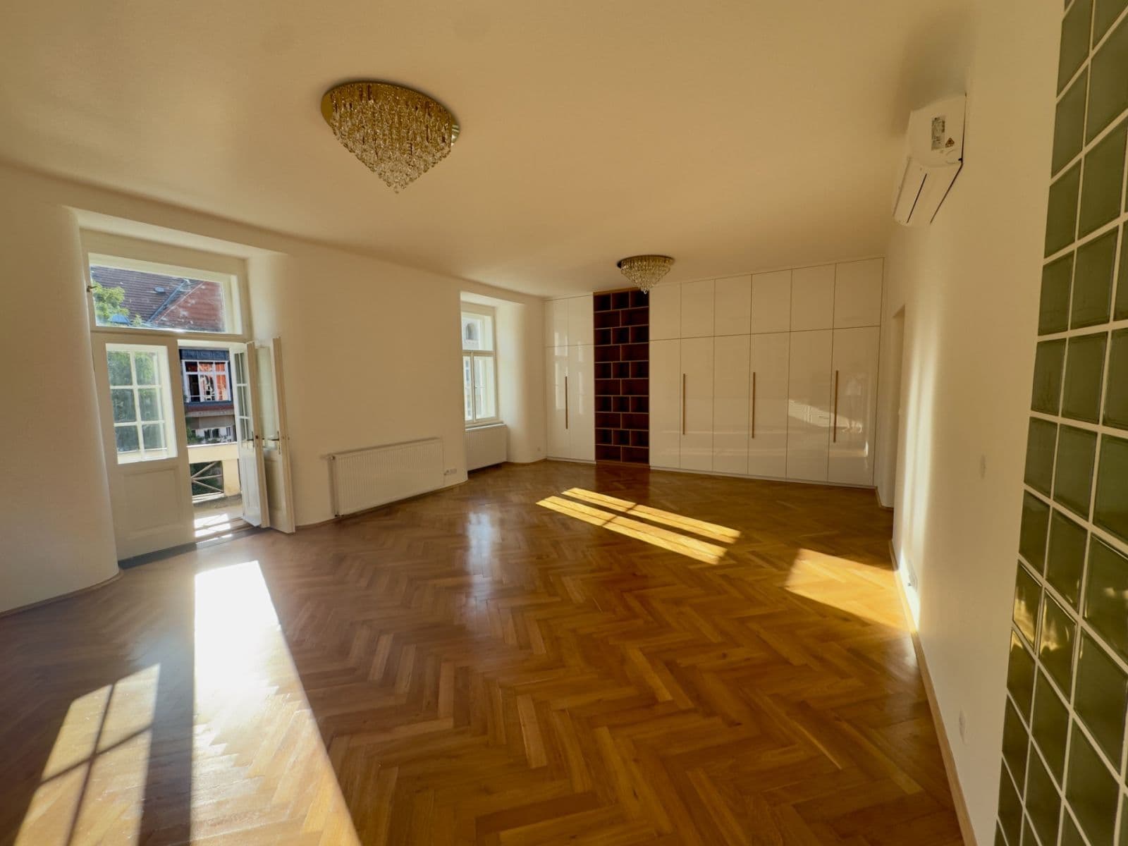 Prenájom bytu 3-izbový 98 m², K Brusce, Praha, Praha Prenájom bytu 3-izbový 98 m², K Brusce, Praha, Praha