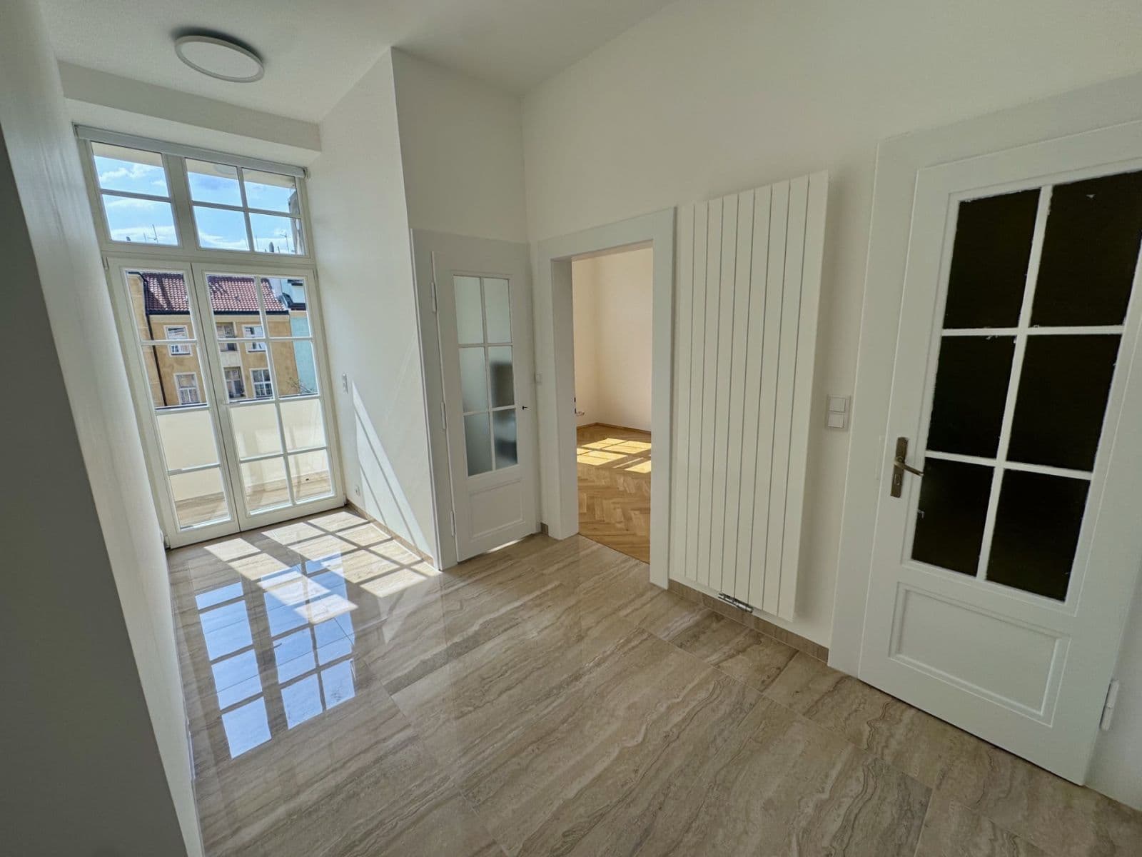 Prenájom bytu 3-izbový 98 m², K Brusce, Praha, Praha Prenájom bytu 3-izbový 98 m², K Brusce, Praha, Praha