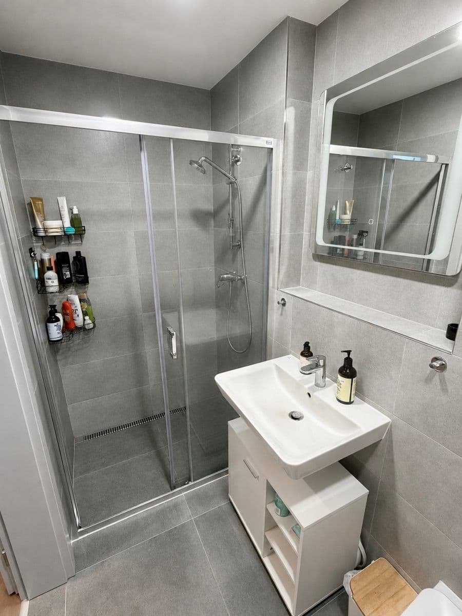 Prenájom bytu 1-izbový 40 m², Michelská, Praha, Praha Prenájom bytu 1-izbový 40 m², Michelská, Praha, Praha