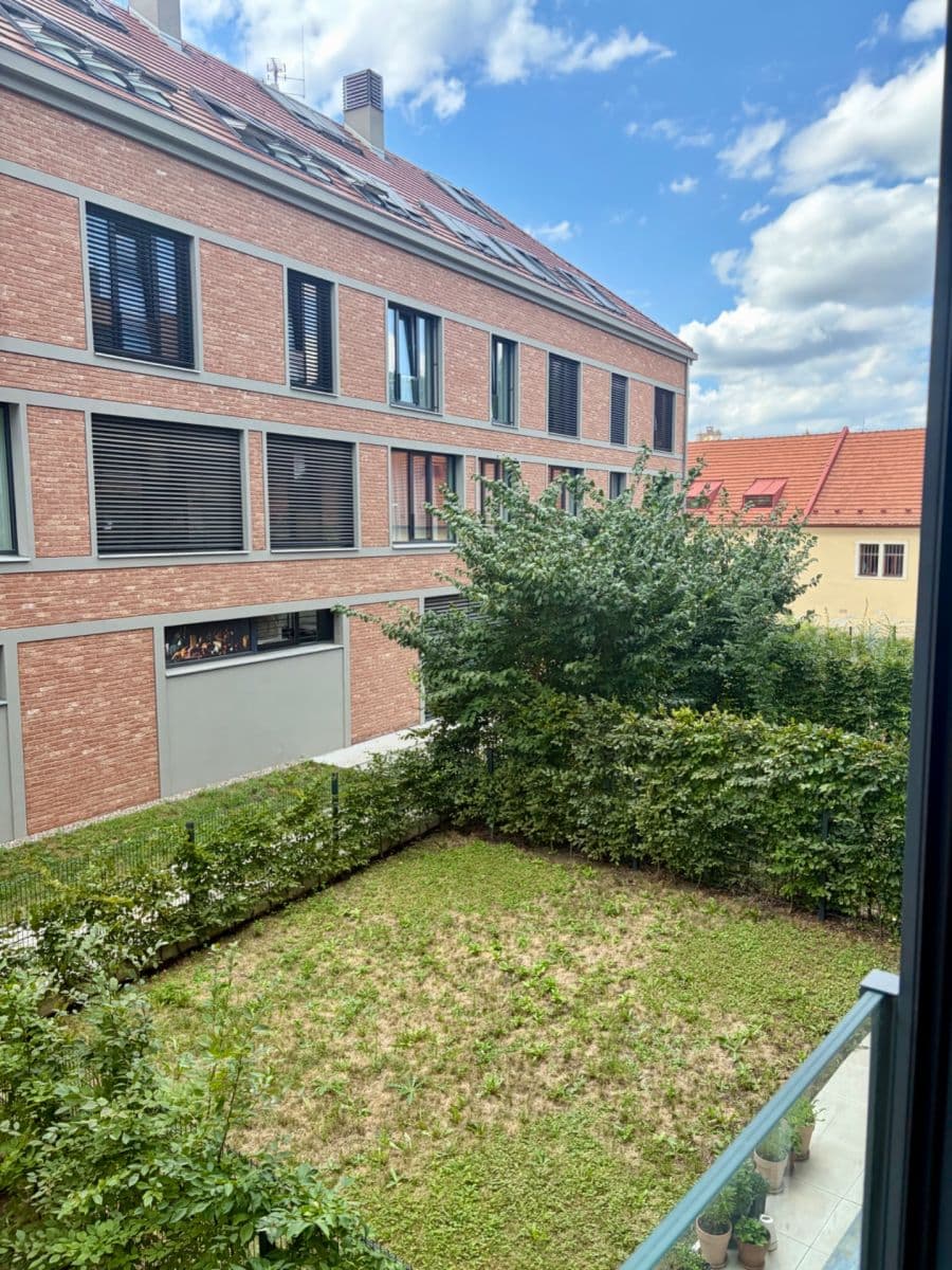 Prenájom bytu 1-izbový 40 m², Michelská, Praha, Praha Prenájom bytu 1-izbový 40 m², Michelská, Praha, Praha