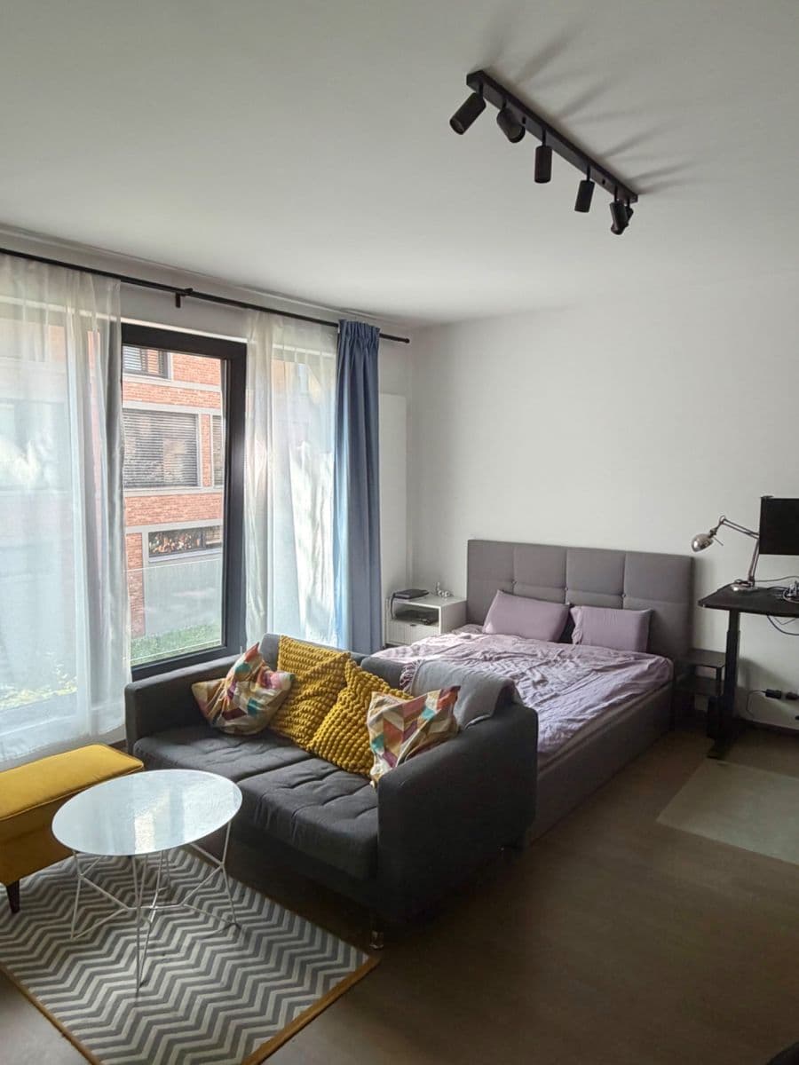 Prenájom bytu 1-izbový 40 m², Michelská, Praha, Praha Prenájom bytu 1-izbový 40 m², Michelská, Praha, Praha
