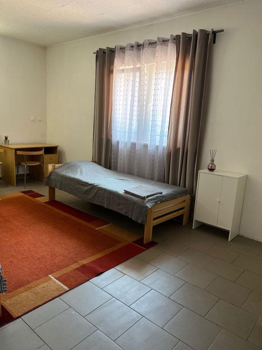 Prenájom bytu 22 m², Vlašimská, Benešov, Středočeský kraj Prenájom bytu 22 m², Vlašimská, Benešov, Středočeský kraj
