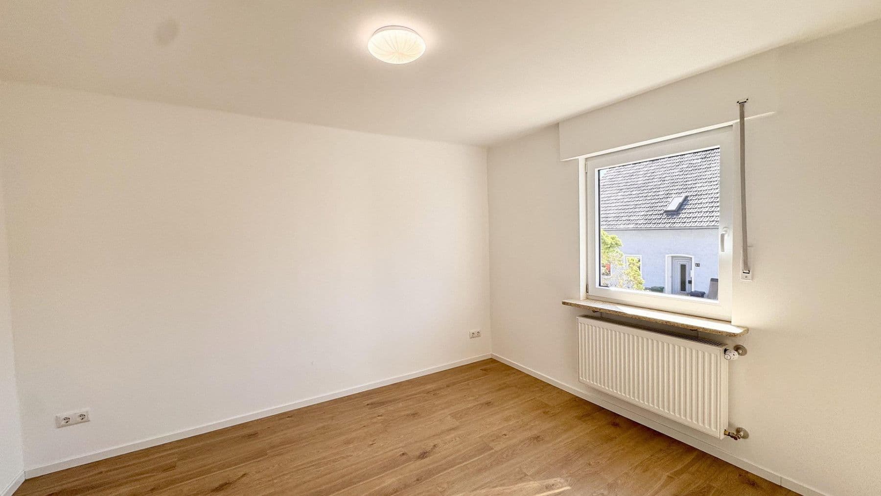 Predaj domu 176 m², pozemok 564 m², Nicolaus-Zech-Str. 3 8, Coburg, Bavorsko Predaj domu 176 m², pozemok 564 m², Nicolaus-Zech-Str. 3 8, Coburg, Bavorsko