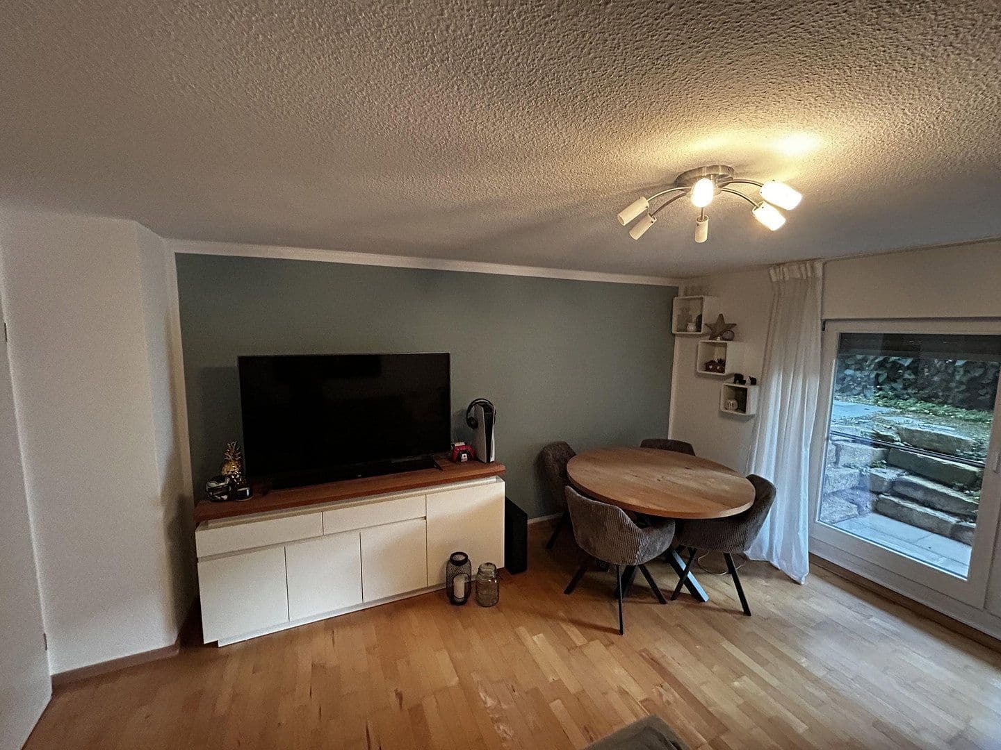 Predaj bytu 2-izbový 57 m², Stuttgart, Bádensko-Wurttembersko Predaj bytu 2-izbový 57 m², Stuttgart, Bádensko-Wurttembersko