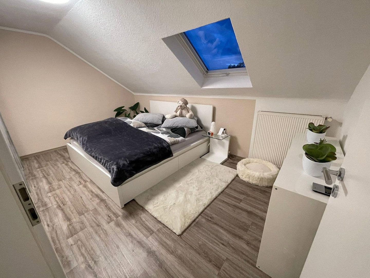 Predaj bytu 3-izbový 75 m², Jahnstr. 6, Rodenbach, Hesensko Predaj bytu 3-izbový 75 m², Jahnstr. 6, Rodenbach, Hesensko