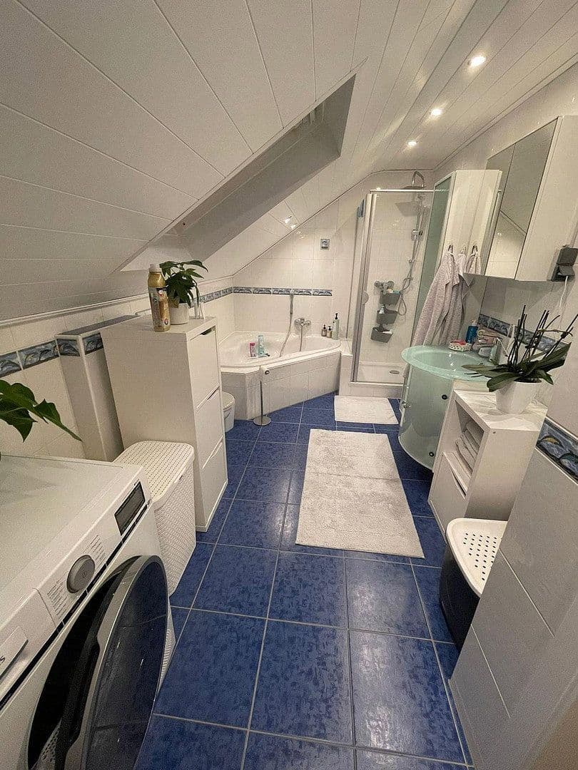 Predaj bytu 3-izbový 75 m², Jahnstr. 6, Rodenbach, Hesensko Predaj bytu 3-izbový 75 m², Jahnstr. 6, Rodenbach, Hesensko