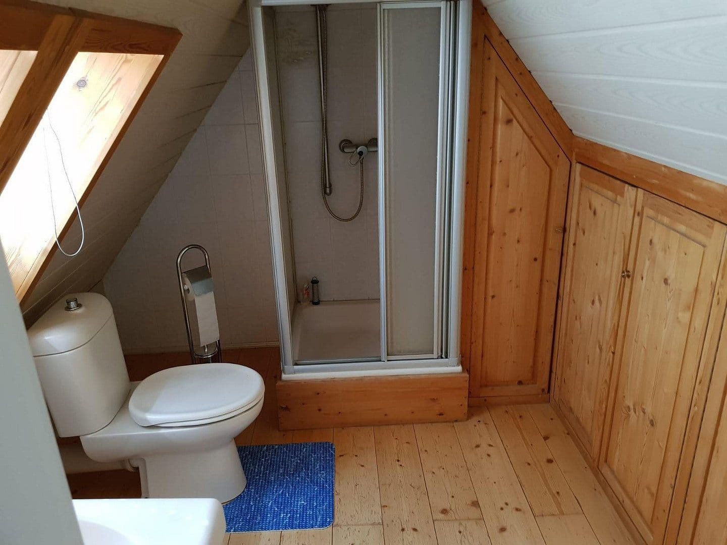 Prenájom bytu 6-izbový 160 m², Ernst-Bauchstr. 4, Aue-Bad Schlema, Sasko Prenájom bytu 6-izbový 160 m², Ernst-Bauchstr. 4, Aue-Bad Schlema, Sasko