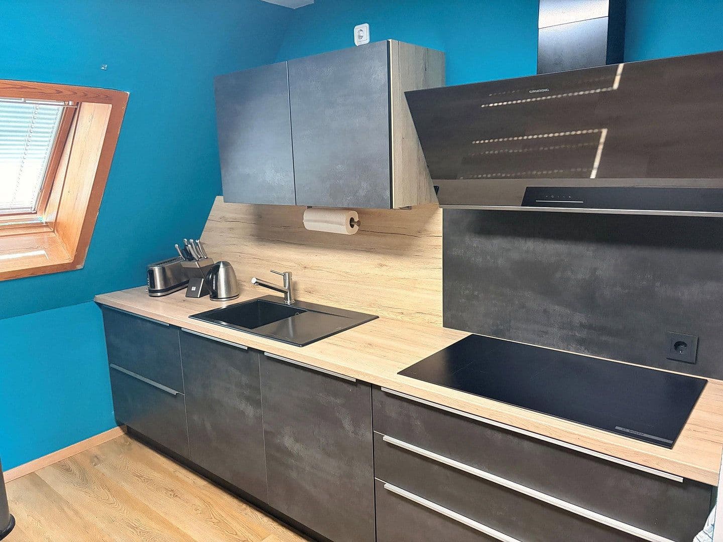 Prenájom bytu 6-izbový 160 m², Ernst-Bauchstr. 4, Aue-Bad Schlema, Sasko Prenájom bytu 6-izbový 160 m², Ernst-Bauchstr. 4, Aue-Bad Schlema, Sasko