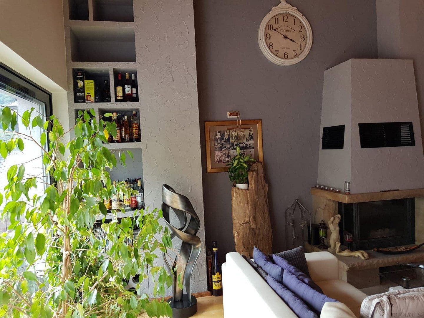 Prenájom bytu 6-izbový 160 m², Ernst-Bauchstr. 4, Aue-Bad Schlema, Sasko Prenájom bytu 6-izbový 160 m², Ernst-Bauchstr. 4, Aue-Bad Schlema, Sasko