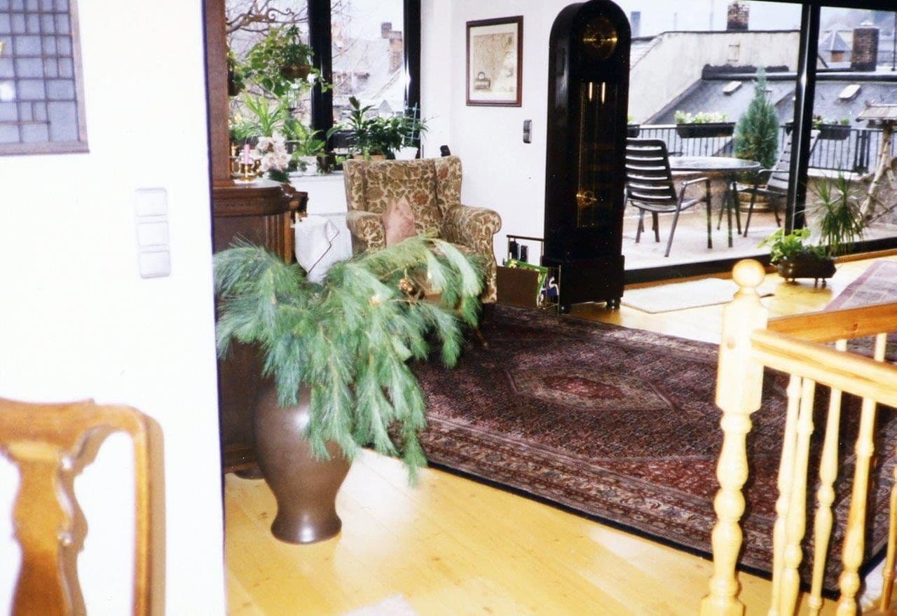 Prenájom bytu 6-izbový 160 m², Ernst-Bauchstr. 4, Aue-Bad Schlema, Sasko Prenájom bytu 6-izbový 160 m², Ernst-Bauchstr. 4, Aue-Bad Schlema, Sasko