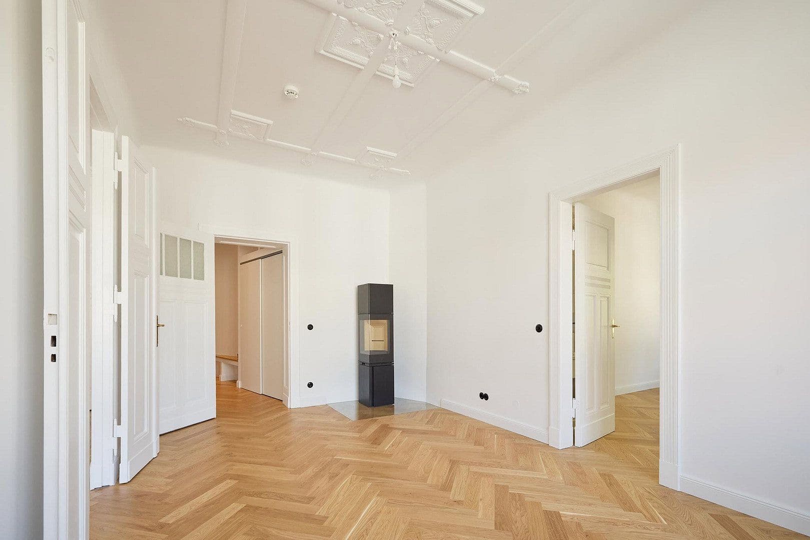 Predaj bytu 3-izbový 95 m², Bachestraße 5, Berlin, Berlín Predaj bytu 3-izbový 95 m², Bachestraße 5, Berlin, Berlín