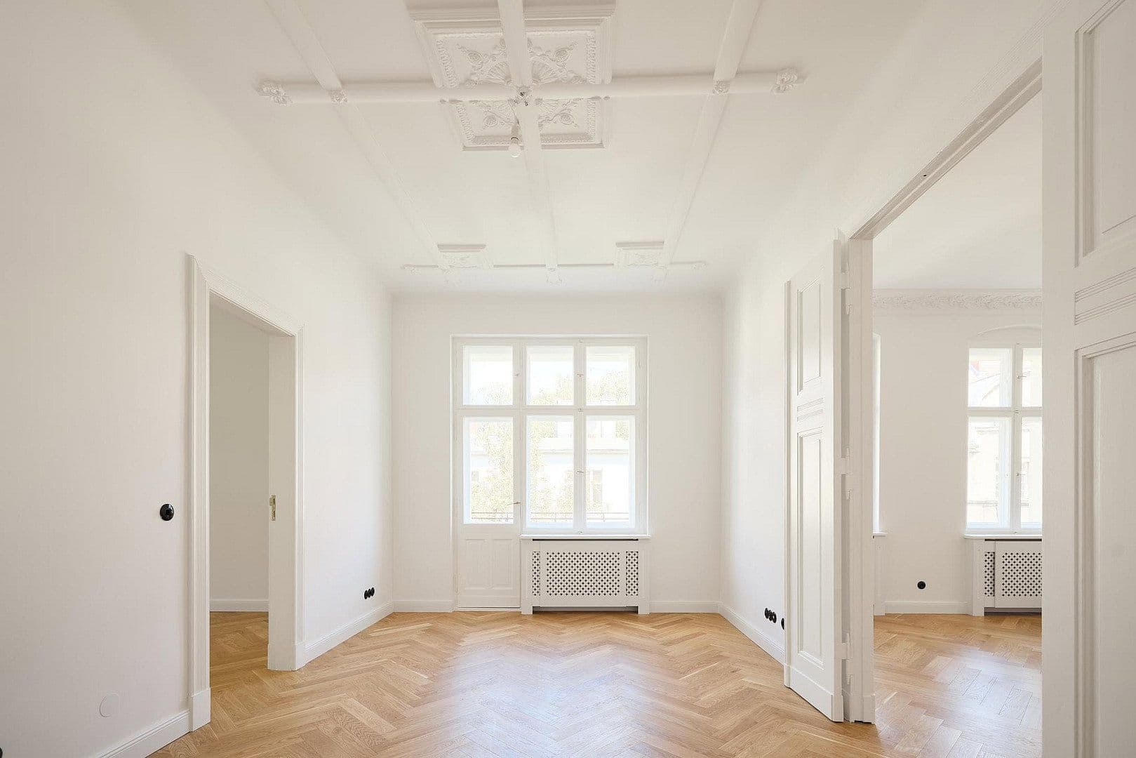 Predaj bytu 3-izbový 95 m², Bachestraße 5, Berlin, Berlín Predaj bytu 3-izbový 95 m², Bachestraße 5, Berlin, Berlín