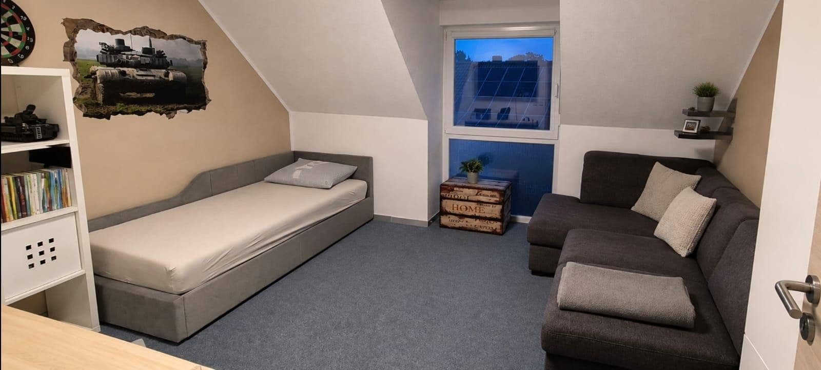 Prenájom bytu 4-izbový 110 m², Sassenburg, Dolné Sasko Prenájom bytu 4-izbový 110 m², Sassenburg, Dolné Sasko