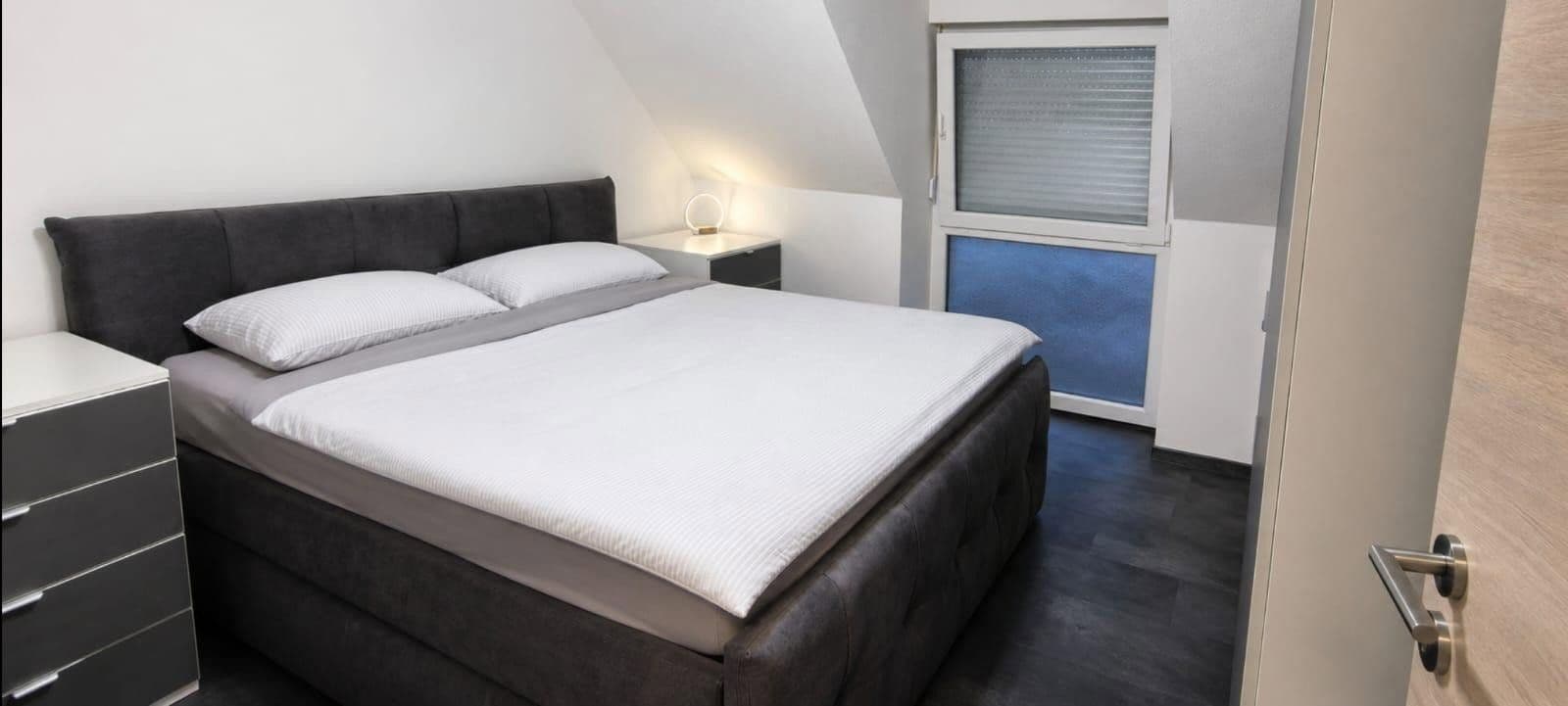 Prenájom bytu 4-izbový 110 m², Sassenburg, Dolné Sasko Prenájom bytu 4-izbový 110 m², Sassenburg, Dolné Sasko