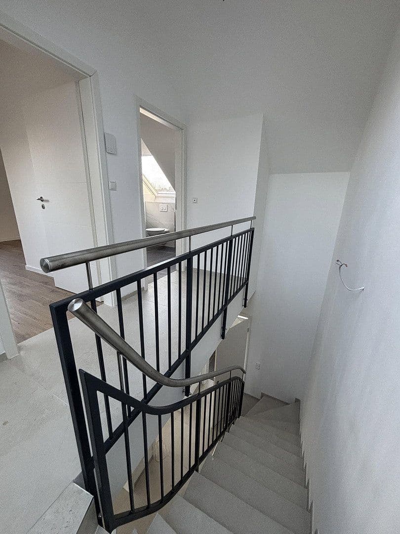 Prenájom domu 120 m², pozemok 150 m², Höchst im Odenwald, Hesensko Prenájom domu 120 m², pozemok 150 m², Höchst im Odenwald, Hesensko