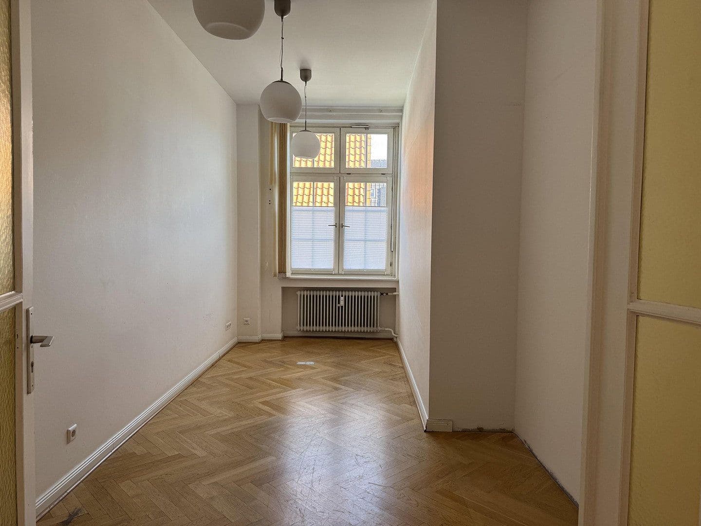 Prenájom kancelárie 268 m², Leinstraße 56, Neustadt am Rübenberge, Dolné Sasko Prenájom kancelárie 268 m², Leinstraße 56, Neustadt am Rübenberge, Dolné Sasko