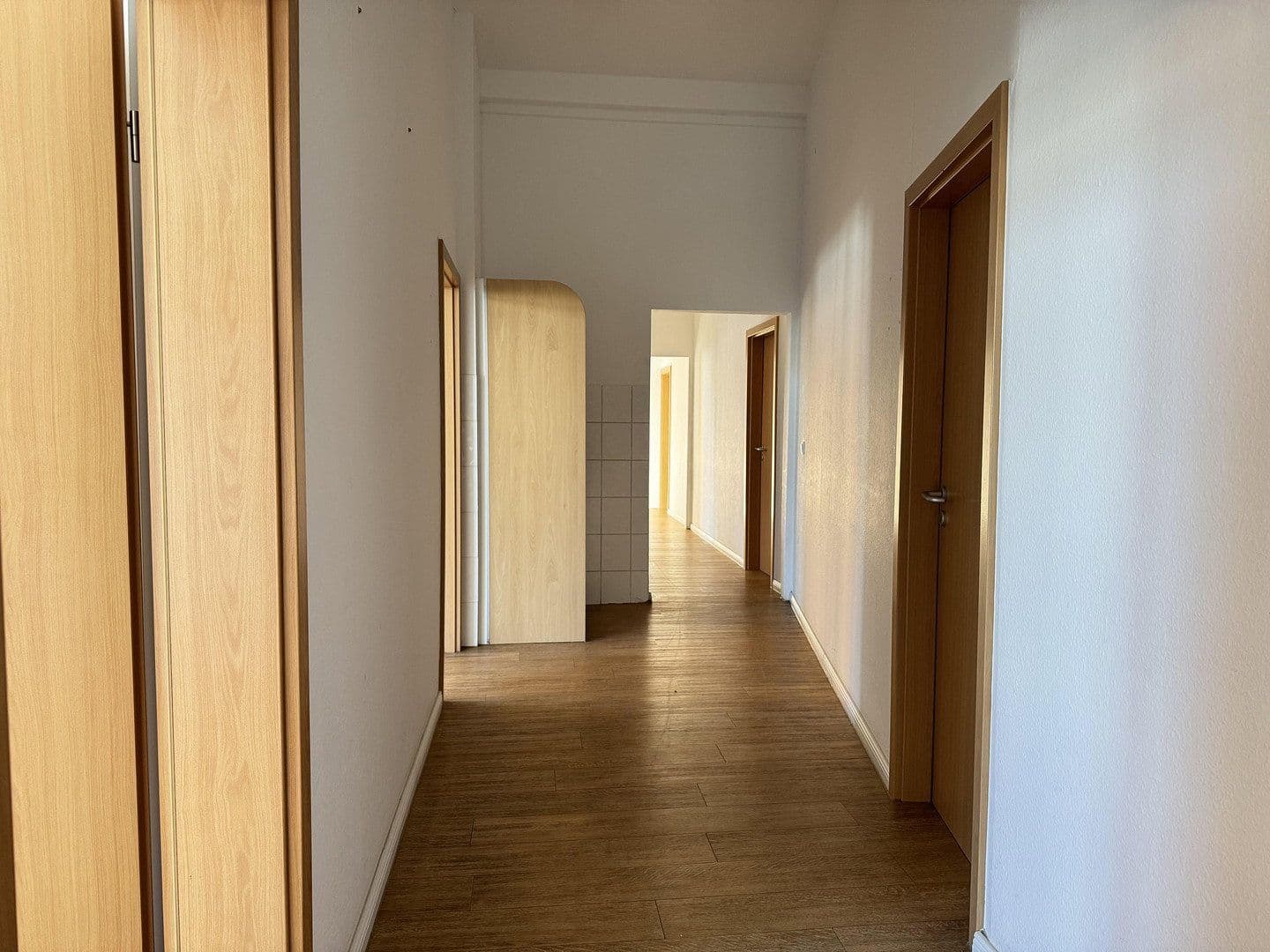 Prenájom kancelárie 268 m², Leinstraße 56, Neustadt am Rübenberge, Dolné Sasko Prenájom kancelárie 268 m², Leinstraße 56, Neustadt am Rübenberge, Dolné Sasko