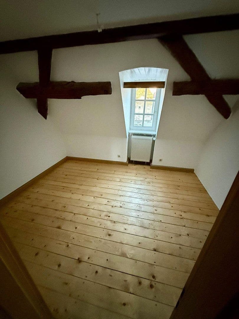 Prenájom bytu 4-izbový 102 m², Marktplatz 1, Grimma, Sasko Prenájom bytu 4-izbový 102 m², Marktplatz 1, Grimma, Sasko