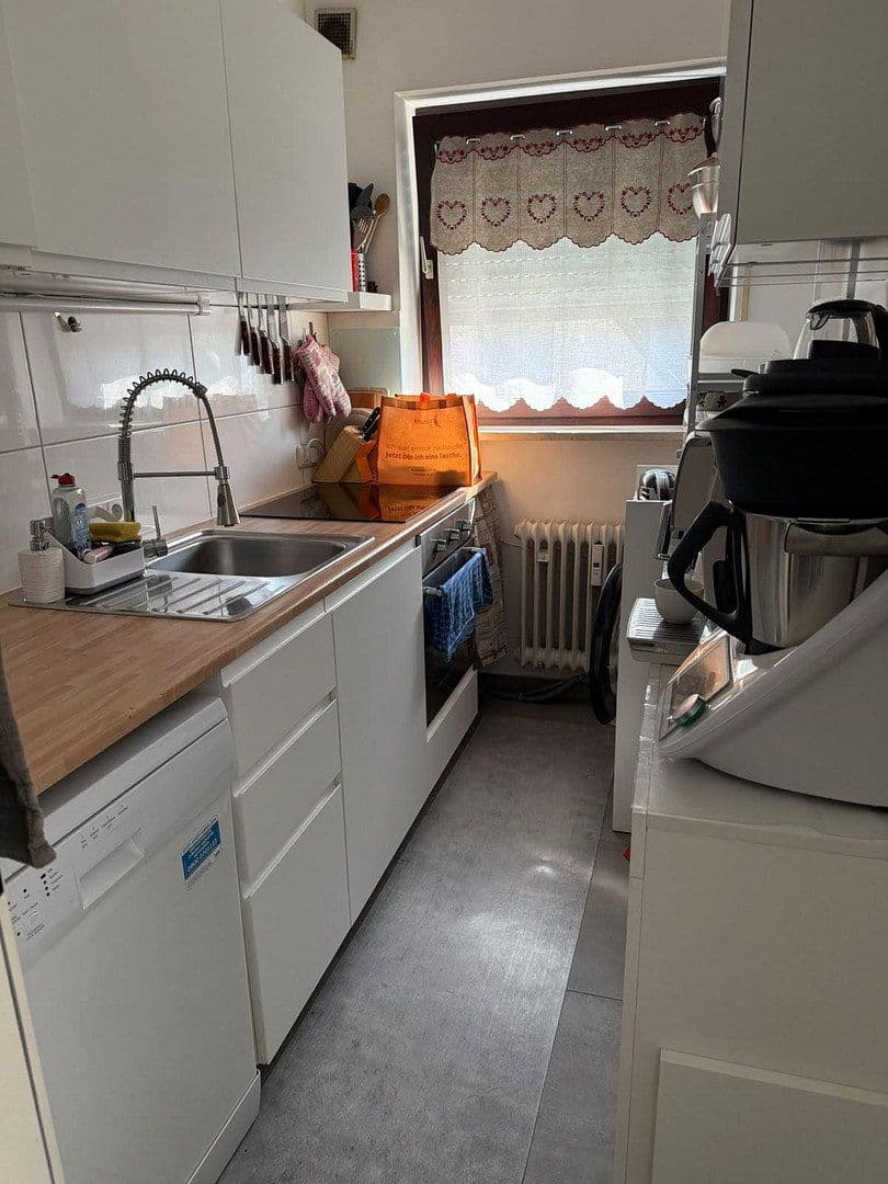 Prenájom bytu 3-izbový 66 m², Talerweg 26, München, Bavorsko Prenájom bytu 3-izbový 66 m², Talerweg 26, München, Bavorsko
