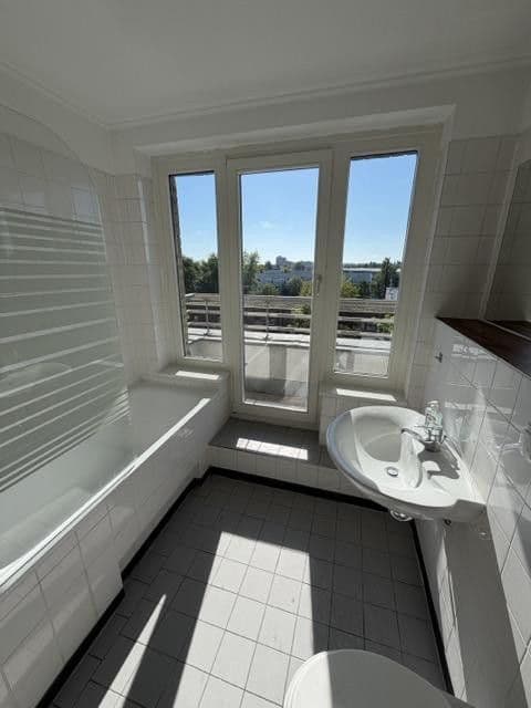 Prenájom bytu 2-izbový 67 m², Horkheimer Straße 1, Falkensee, Brandenbursko Prenájom bytu 2-izbový 67 m², Horkheimer Straße 1, Falkensee, Brandenbursko