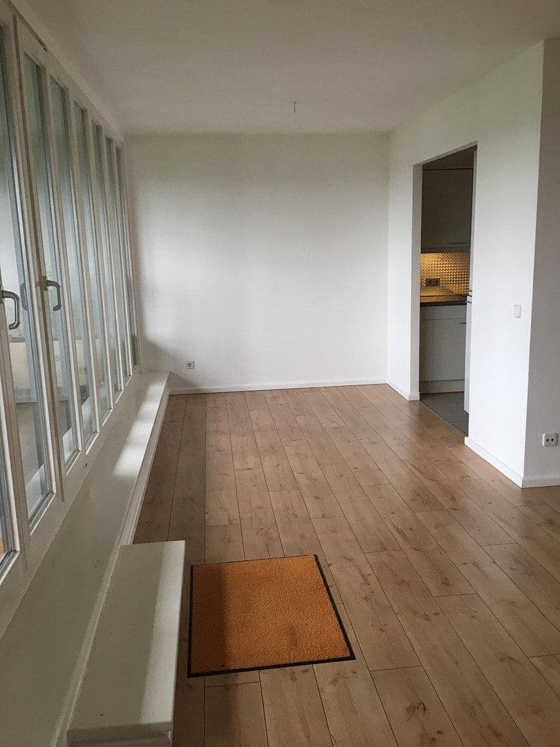 Prenájom bytu 2-izbový 67 m², Horkheimer Straße 1, Falkensee, Brandenbursko Prenájom bytu 2-izbový 67 m², Horkheimer Straße 1, Falkensee, Brandenbursko