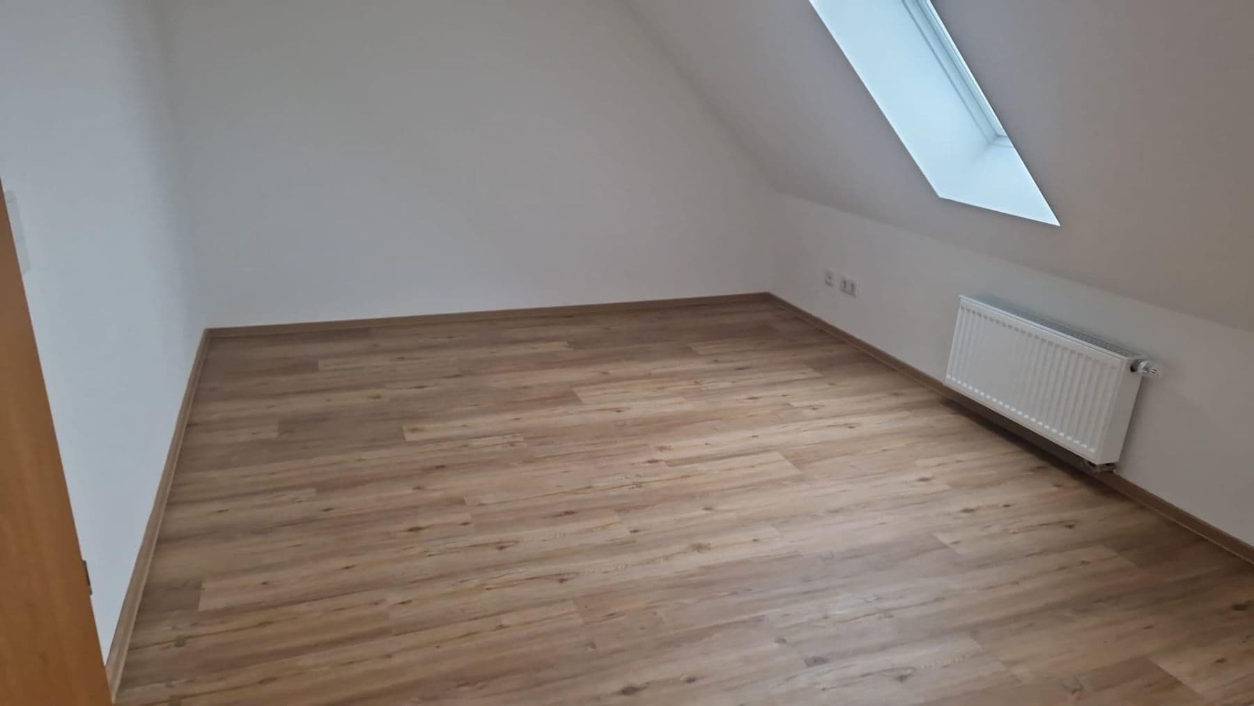 Prenájom kancelárie 100 m², Neuburg, Bavorsko Prenájom kancelárie 100 m², Neuburg, Bavorsko