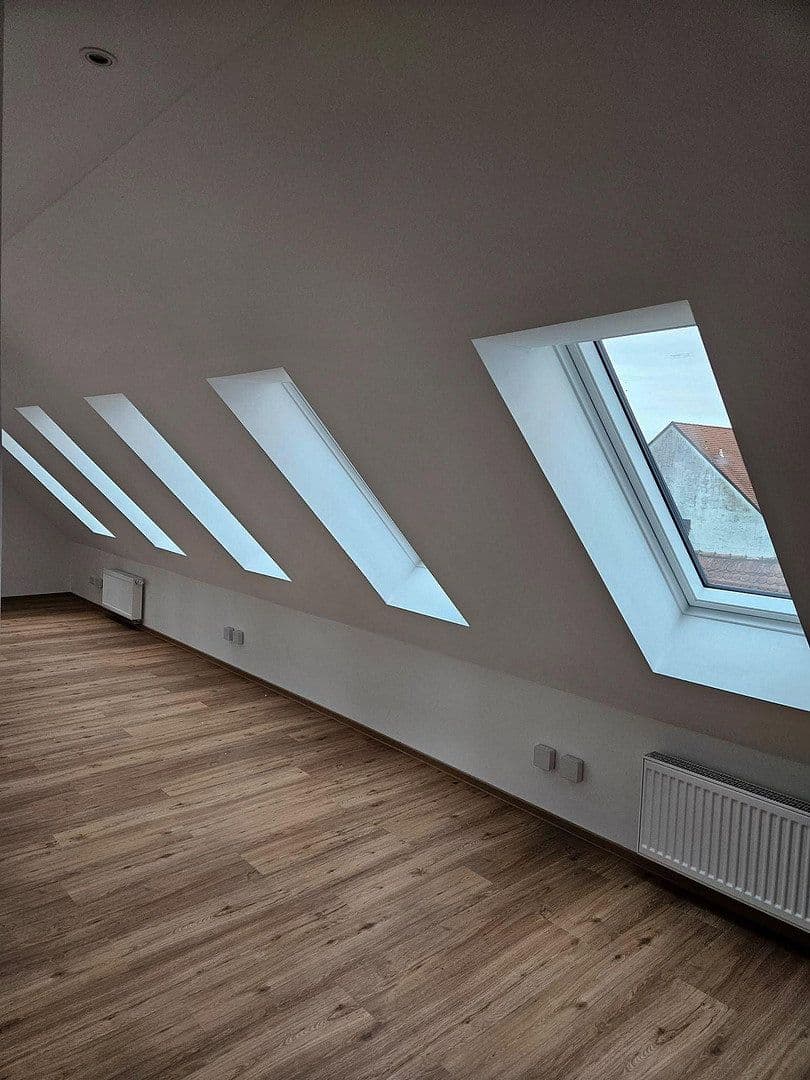 Prenájom kancelárie 100 m², Neuburg, Bavorsko Prenájom kancelárie 100 m², Neuburg, Bavorsko