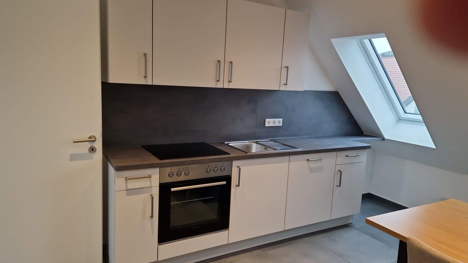 Prenájom kancelárie 100 m², Neuburg, Bavorsko Prenájom kancelárie 100 m², Neuburg, Bavorsko