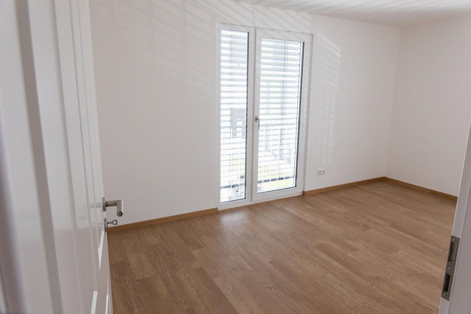 Prenájom bytu 5-izbový 132 m², Uhlandstraße 25, Bodelshausen, Bádensko-Wurttembersko Prenájom bytu 5-izbový 132 m², Uhlandstraße 25, Bodelshausen, Bádensko-Wurttembersko